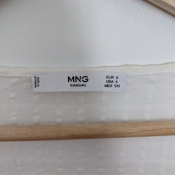 Mango Blouse - Picture 3 of 5